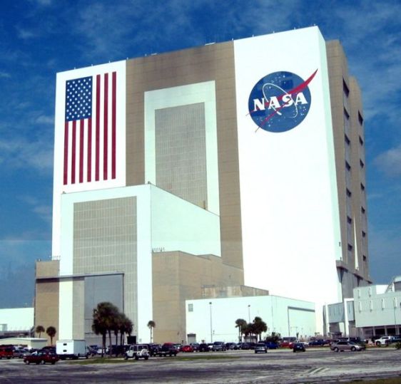  - 2 Free Tickets – Kennedy Space Center Visitor Complex – Cocoa Beach Day Trip Ticket Deals – Save BIG!